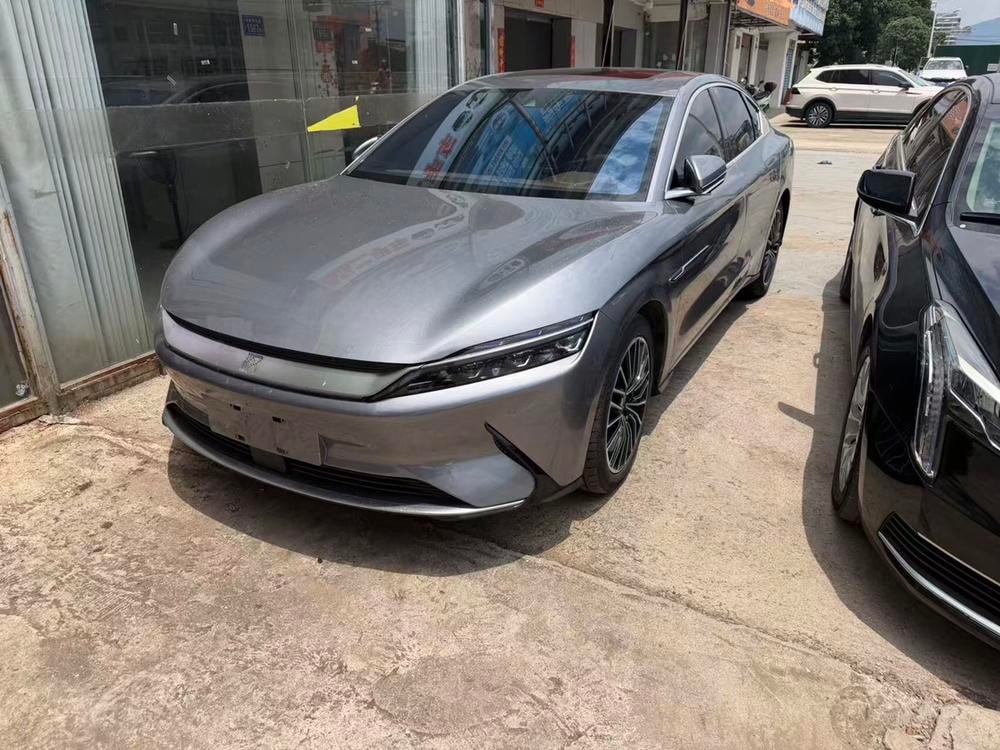 BYD Han EV 2021 — фото автомобиля 1