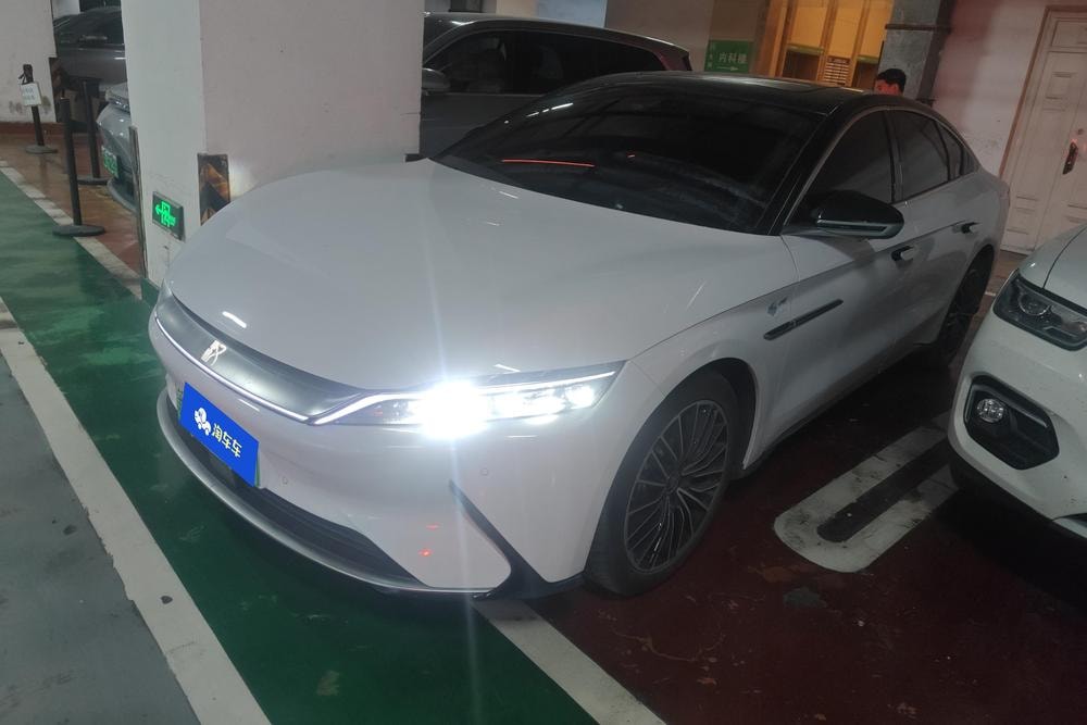 BYD Han EV 2020 — фото автомобиля