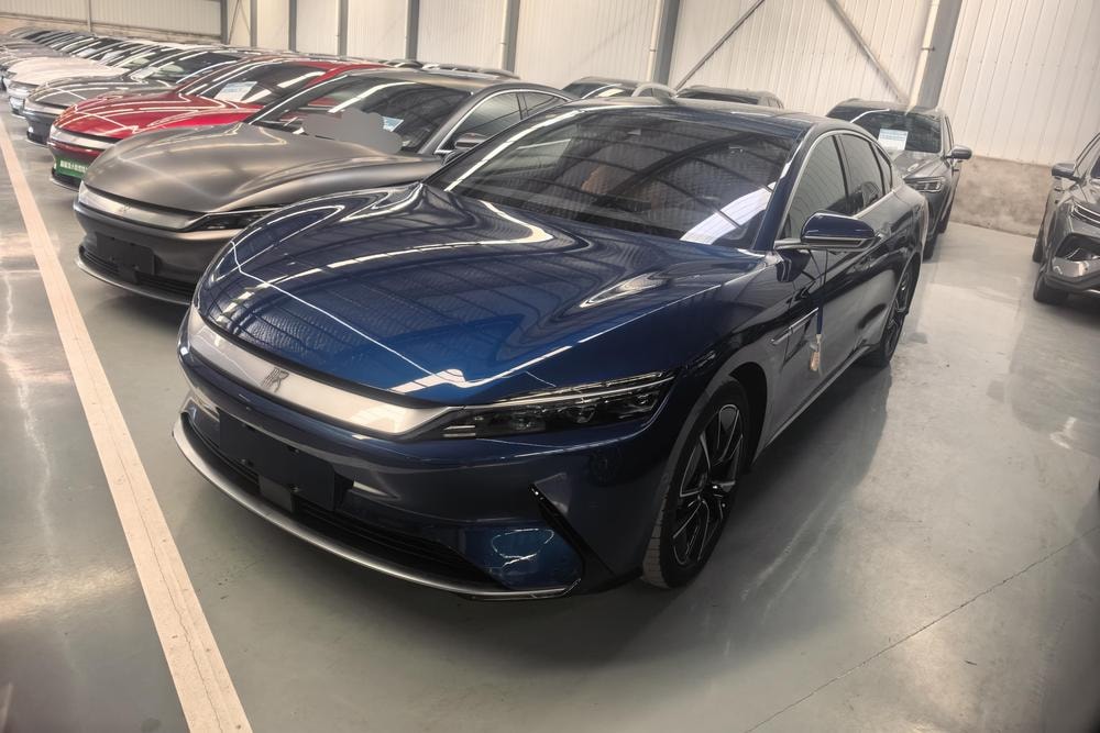 BYD Han EV 2020 — фото автомобиля