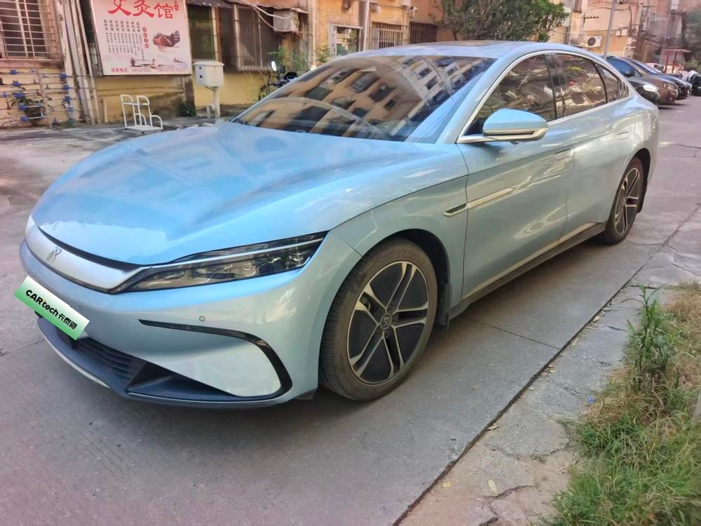 BYD Han EV 2023 — фото автомобиля 1