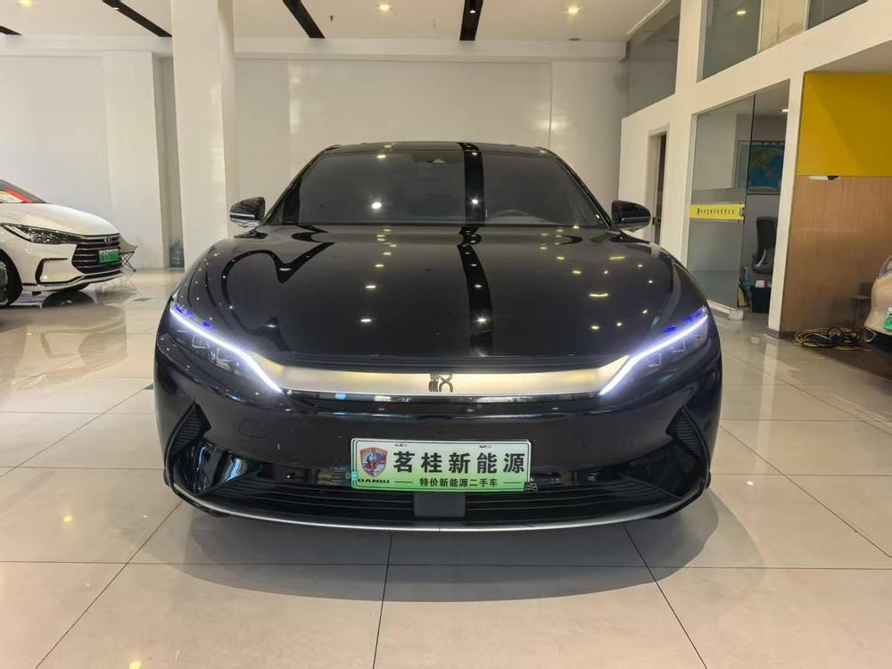 BYD Han EV 2020 — фото автомобиля