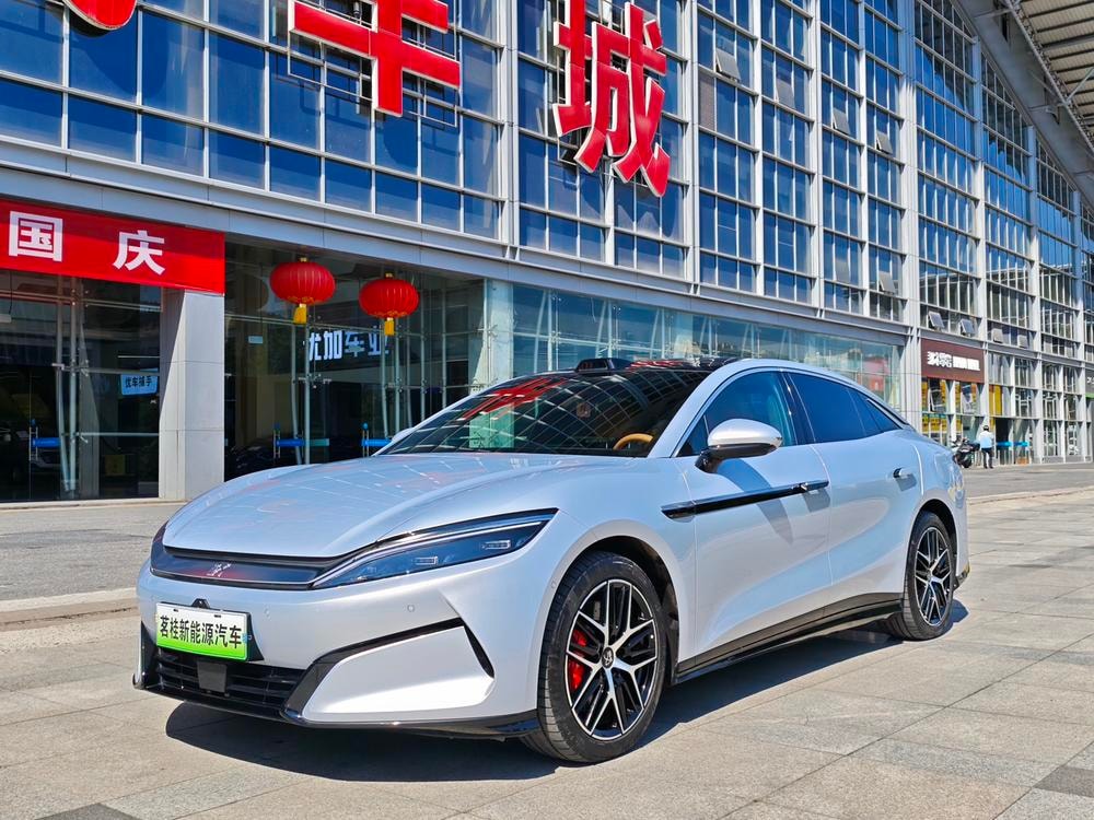 BYD Han L EV 2025 — фото автомобиля