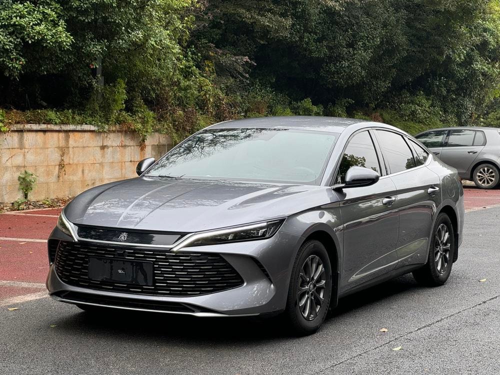 BYD Qin L DM 2024 — фото автомобиля