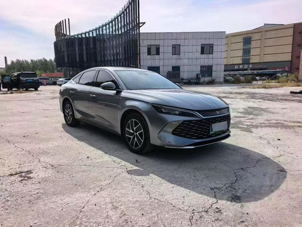 BYD Qin L DM 2024 — фото автомобиля