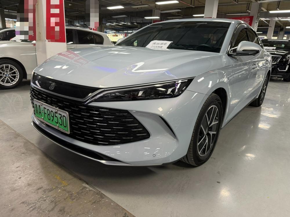 BYD Qin L DM 2024 — фото автомобиля 1