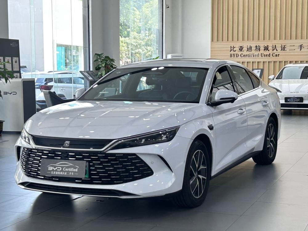 BYD Qin L DM 2025 — фото автомобиля