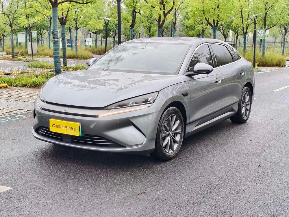 BYD Qin L EV 2025 — фото автомобиля 1