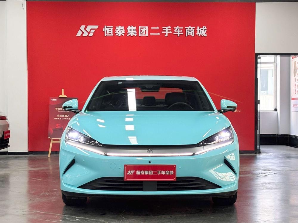BYD Qin L EV 2025 — фото автомобиля 1