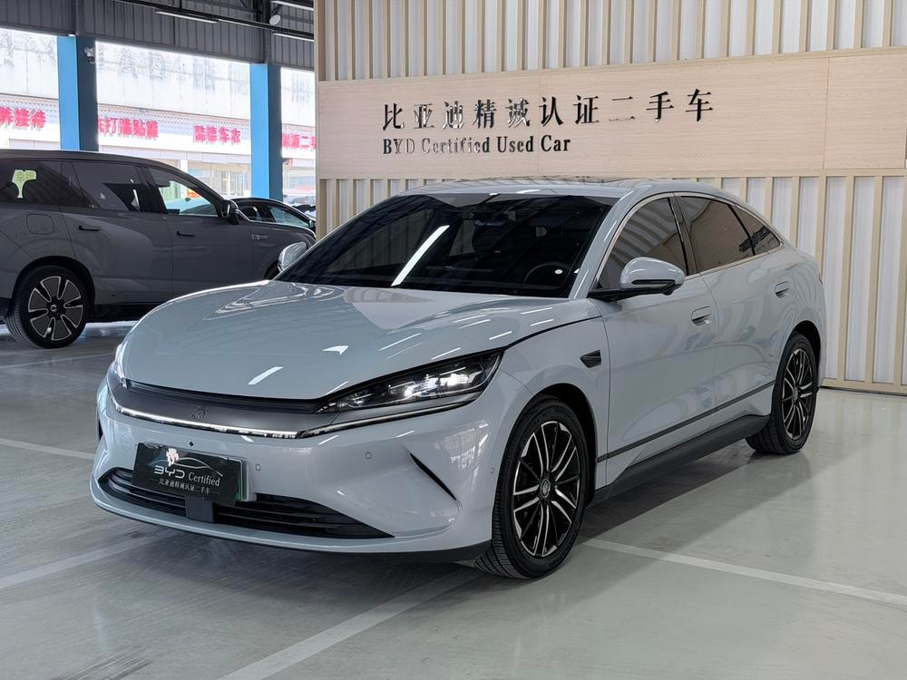 BYD Qin L EV 2025 — фото автомобиля 1