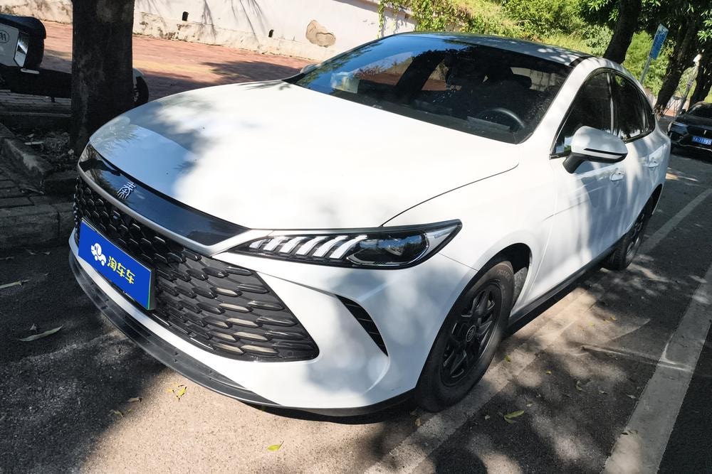 BYD Qin PLUS DM 2025 — фото автомобиля