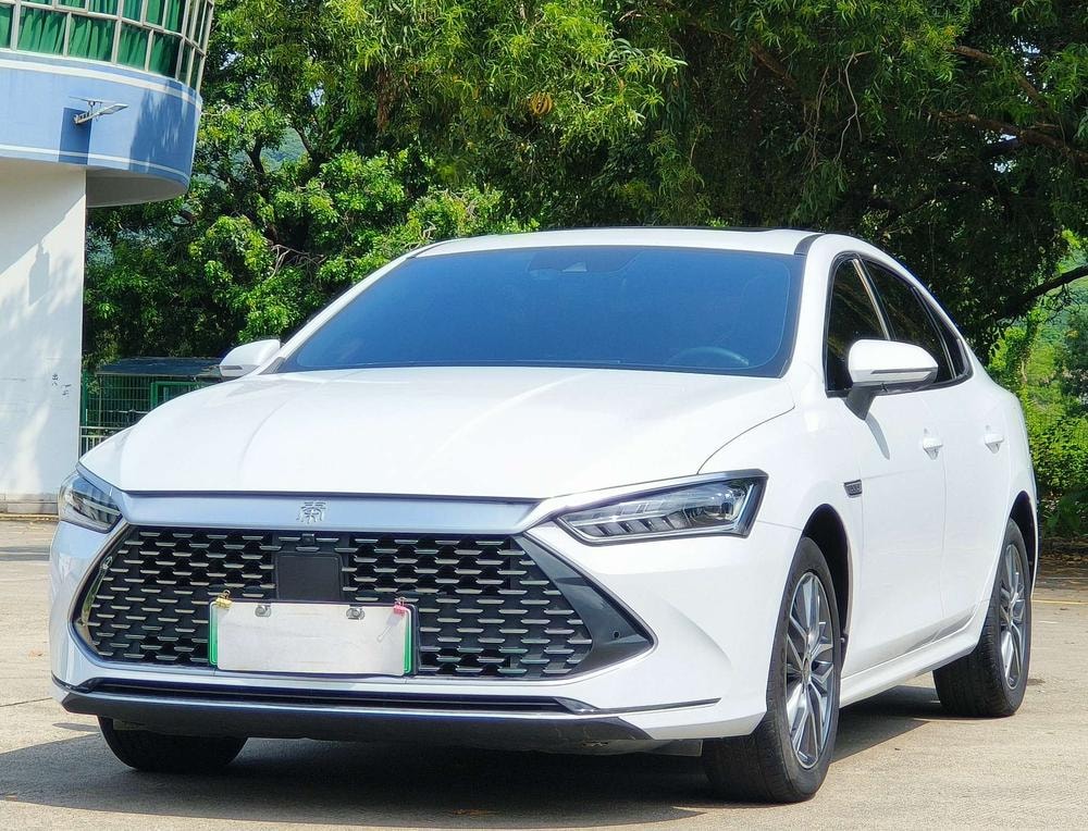 BYD Qin PLUS DM 2021 — фото автомобиля