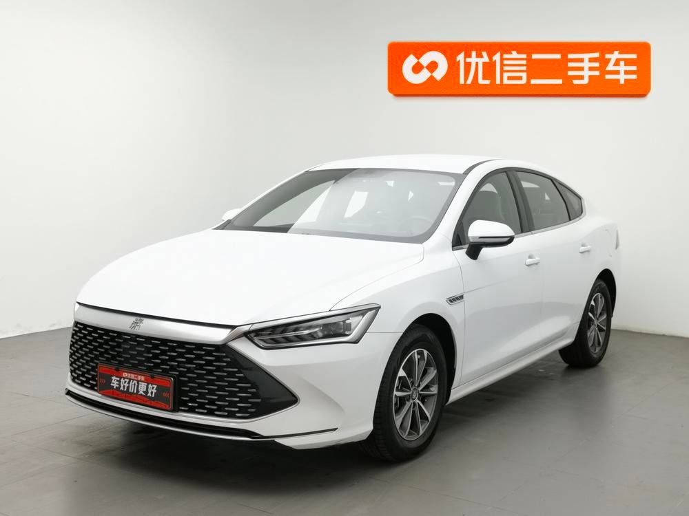 BYD Qin PLUS DM 2024 — фото автомобиля