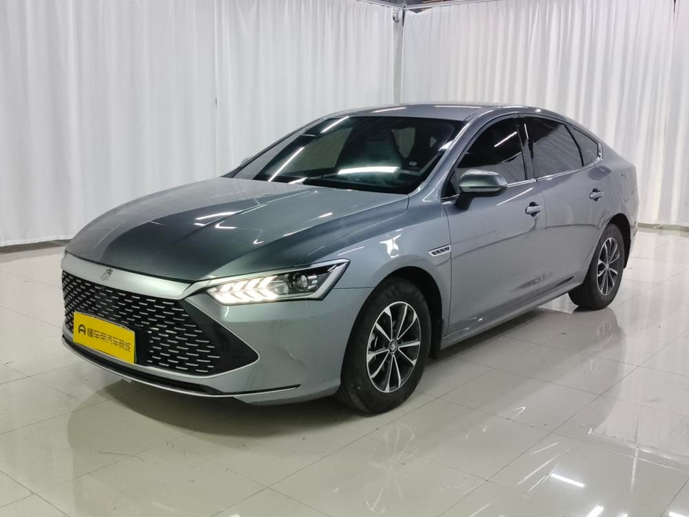 BYD Qin PLUS DM 2024 — фото автомобиля 1