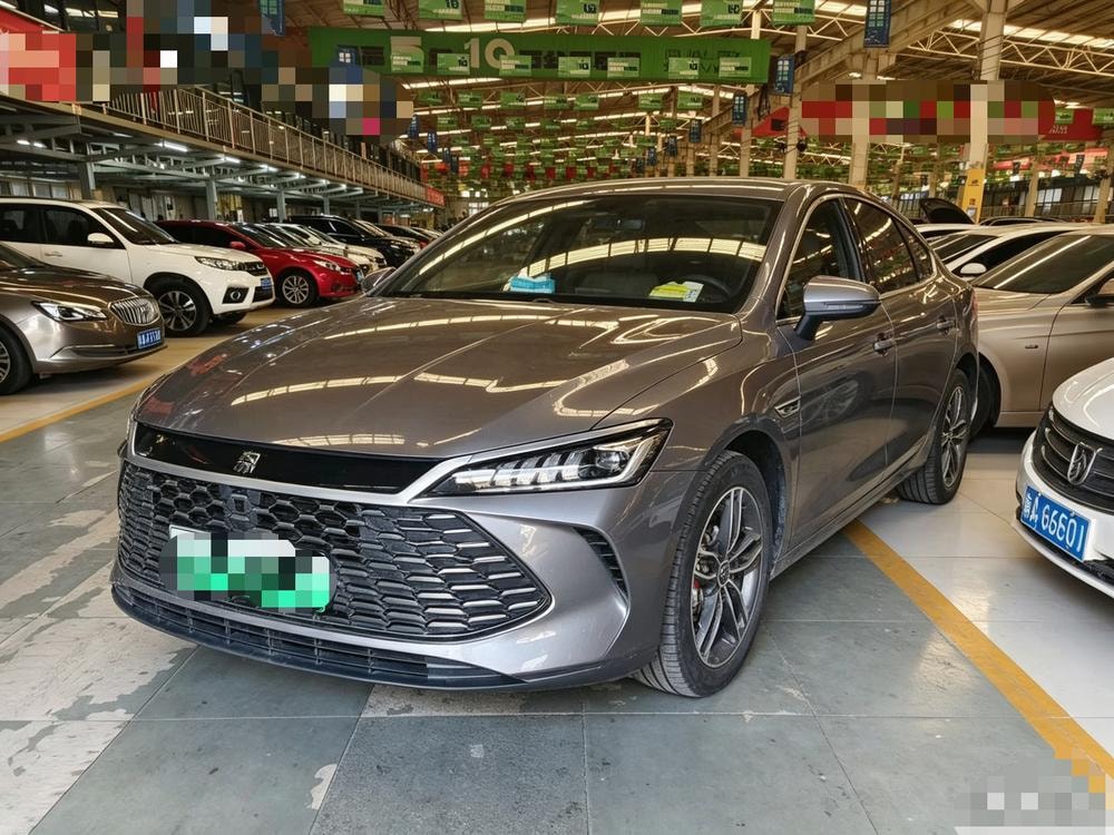 BYD Qin PLUS DM 2025 — фото автомобиля 1