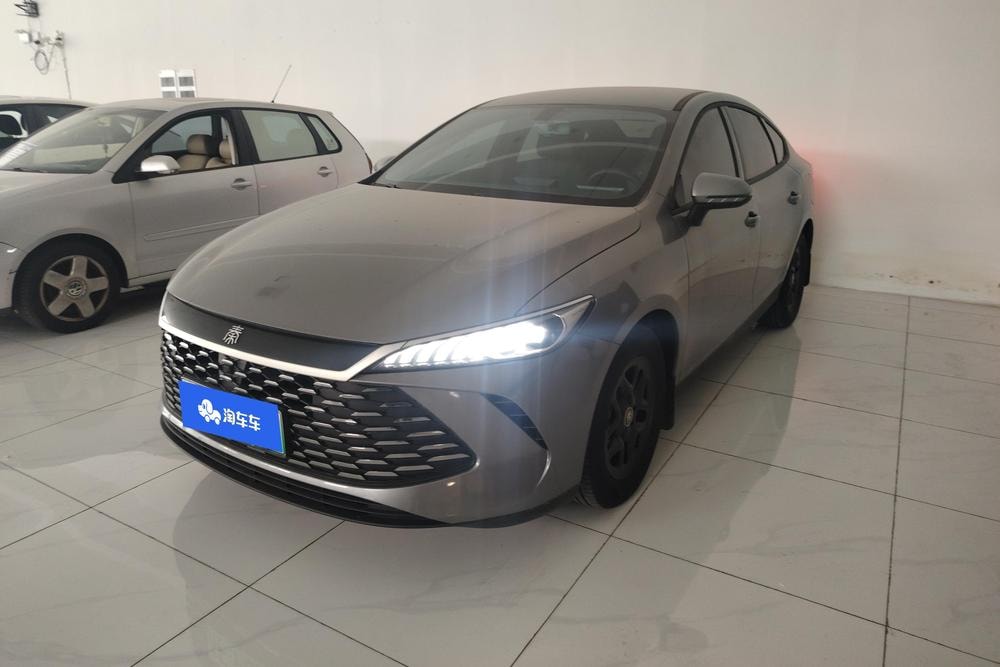 BYD Qin PLUS DM 2025 — фото автомобиля