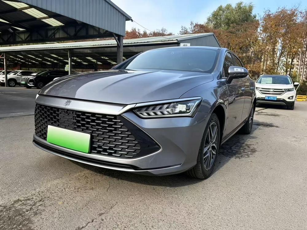 BYD Qin PLUS DM 2024 — фото автомобиля