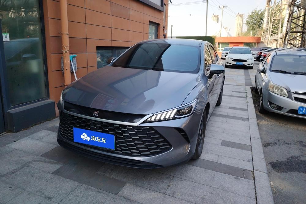 BYD Qin PLUS DM 2025 — фото автомобиля