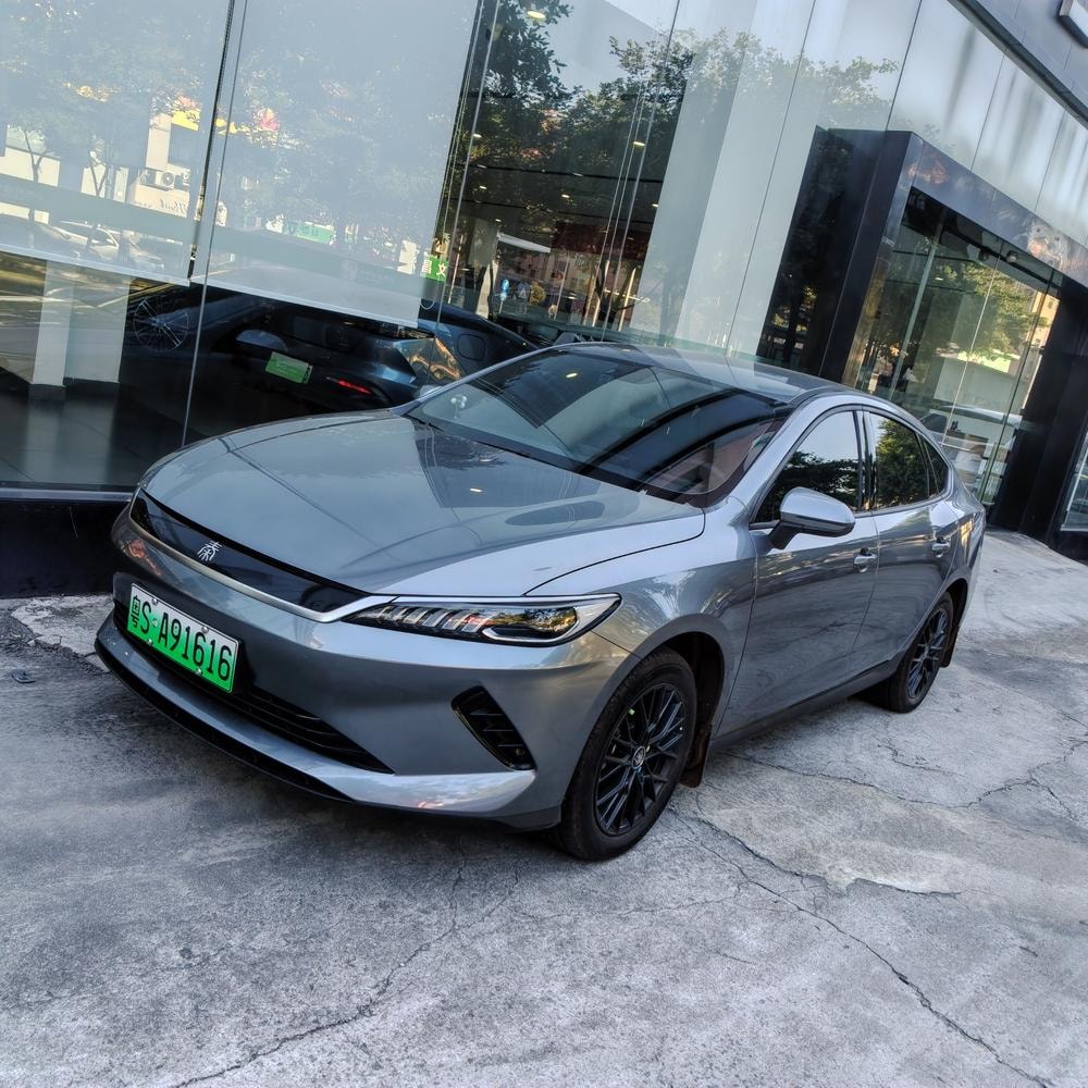BYD Qin PLUS EV 2025 — фото автомобиля 1