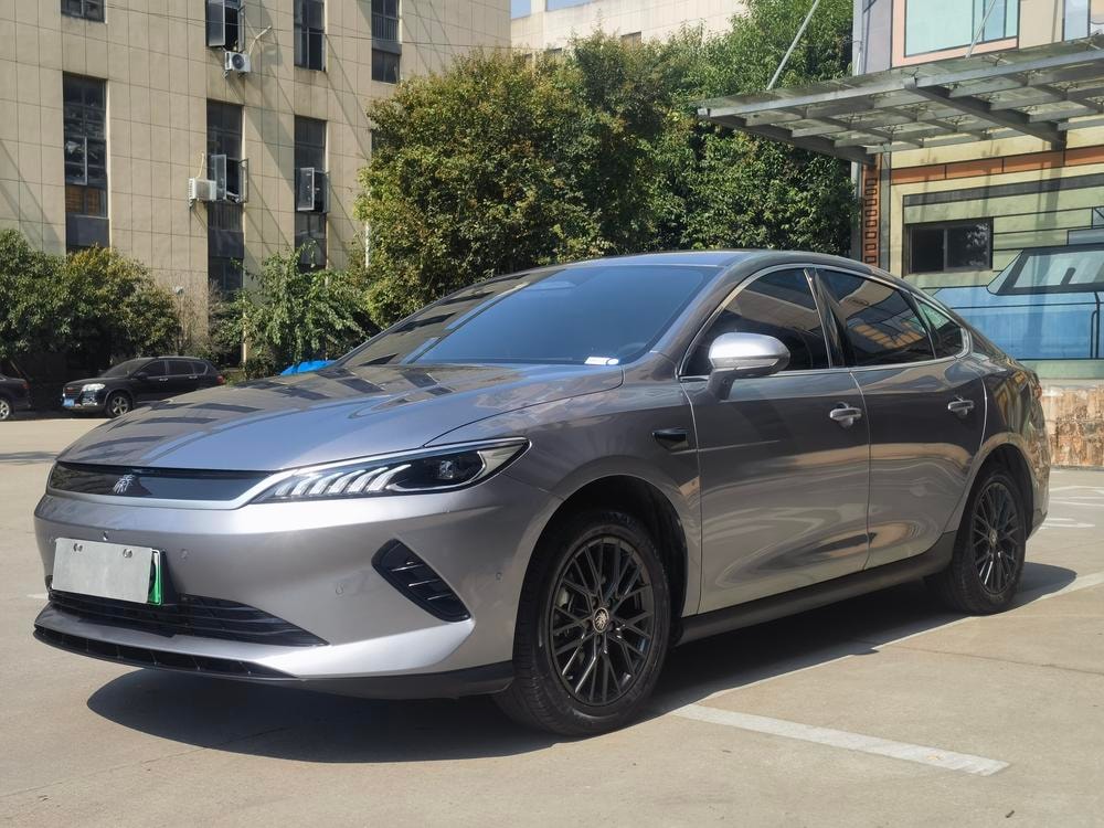 BYD Qin PLUS EV 2025 — фото автомобиля 1