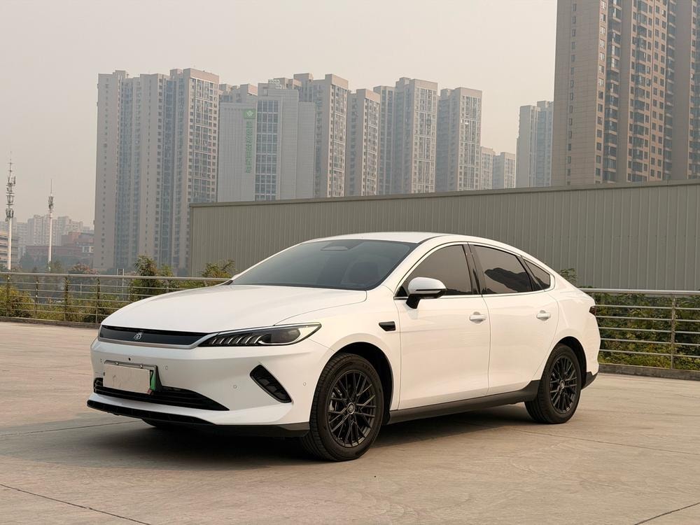 BYD Qin PLUS EV 2025 — фото автомобиля