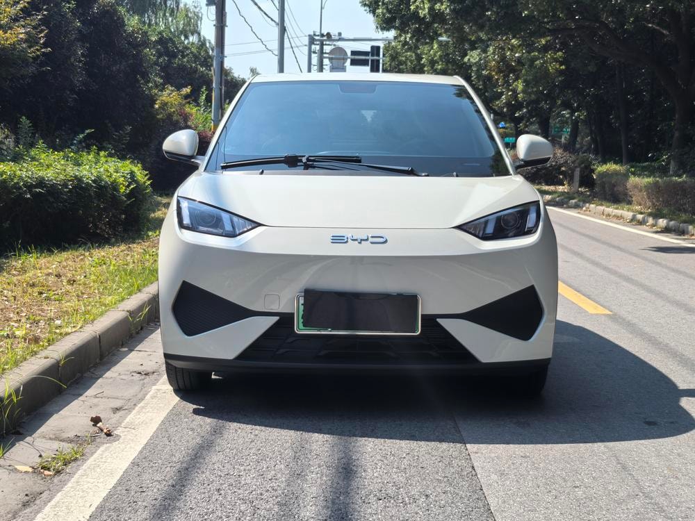 BYD Seagull 2025 — фото автомобиля 1