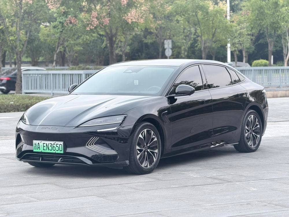 BYD Seal 2023 — фото автомобиля