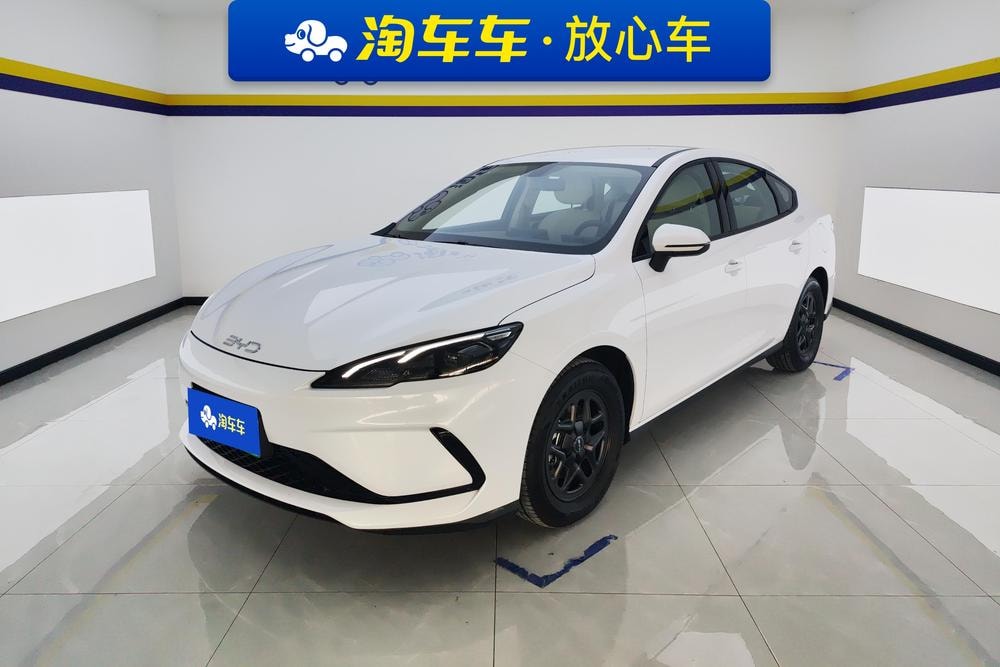 BYD Seal 05 DM 2025 — фото автомобиля