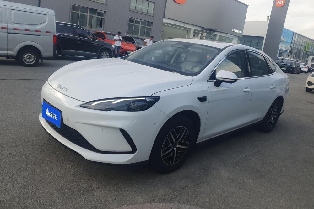 BYD Seal 05 DM 2025 — фото автомобиля