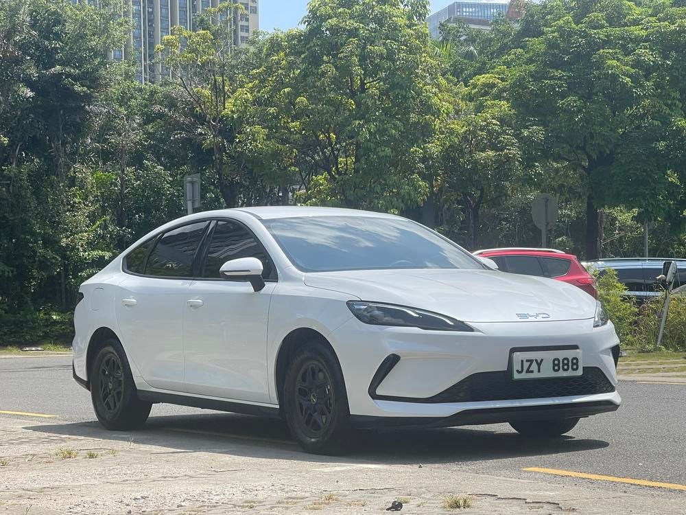 BYD Seal 05 DM 2025 — фото автомобиля