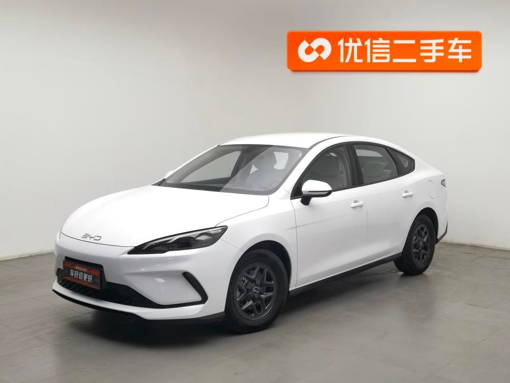 BYD Seal 05 DM 2025 — фото автомобиля