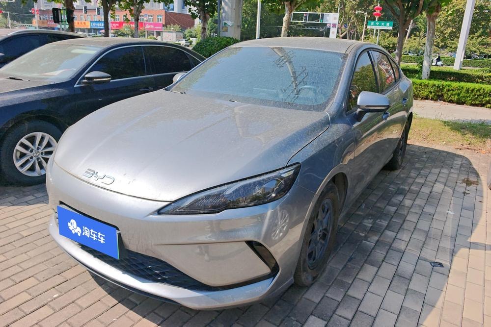 BYD Seal 05 DM 2025 — фото автомобиля