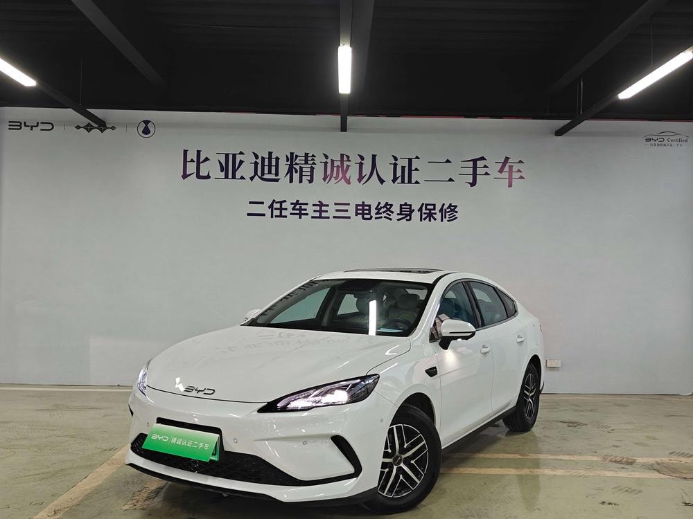 BYD Seal 05 DM 2025 — фото автомобиля