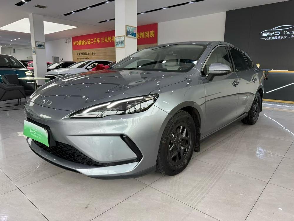 BYD Seal 05 DM 2025 — фото автомобиля