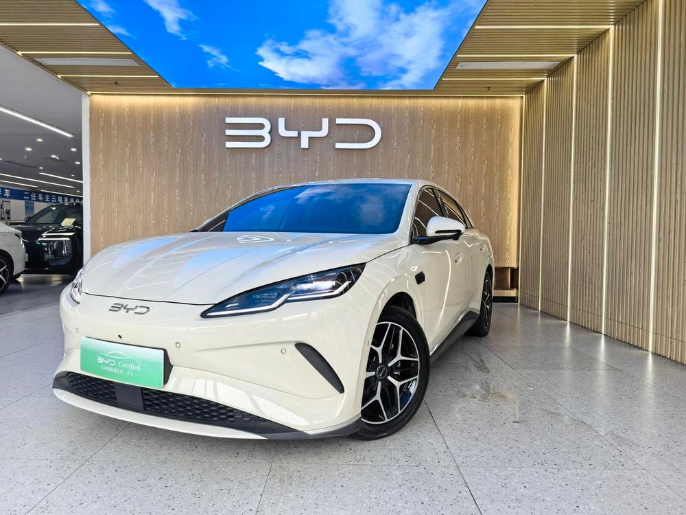 BYD Seal 06 EV 2025 — фото автомобиля 1