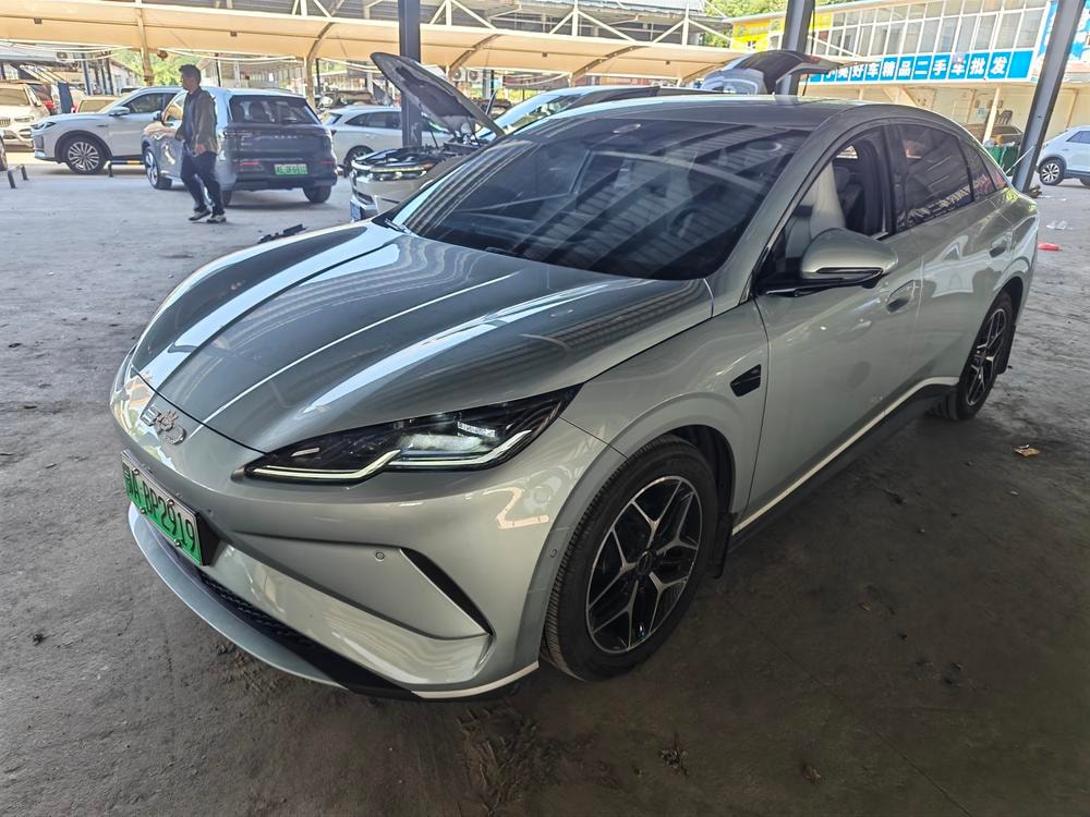 BYD Seal 06 EV 2025 — фото автомобиля 1