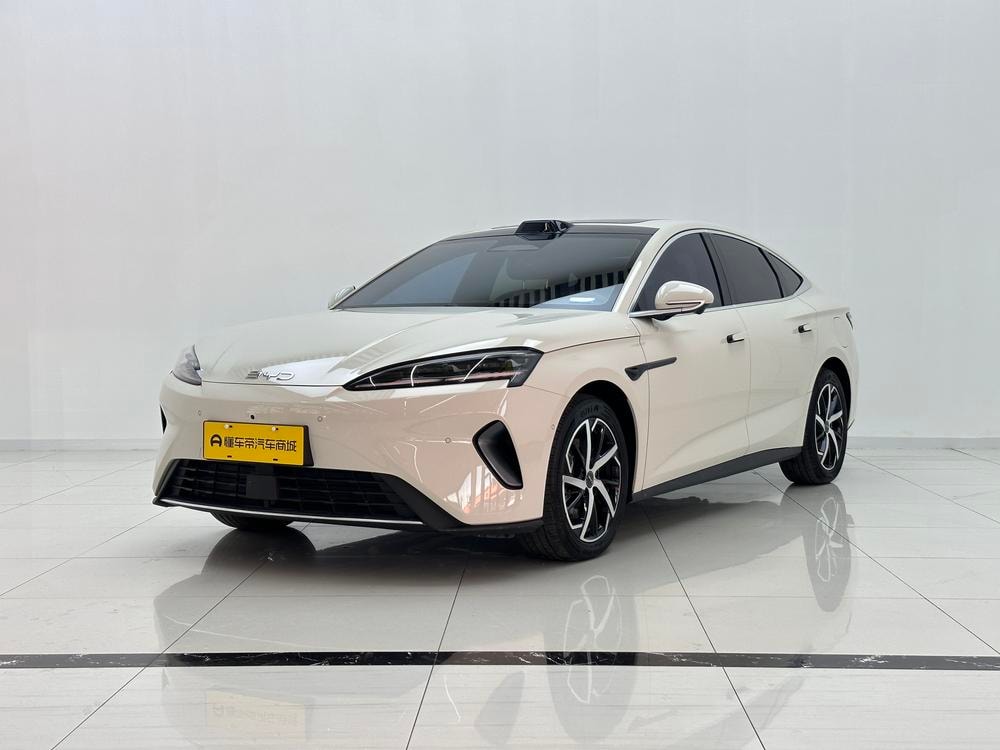 BYD Seal 07 DM 2026 — фото автомобиля