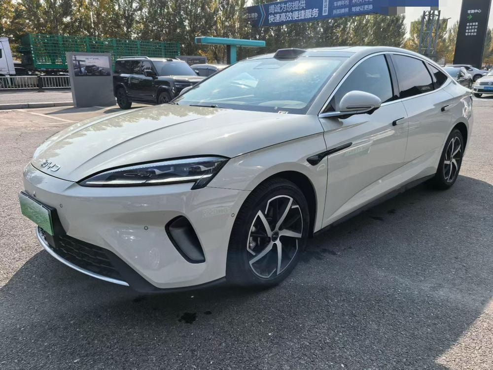 BYD Seal 07 DM 2026 — фото автомобиля