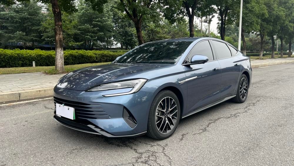 BYD Seal DM 2024 — фото автомобиля