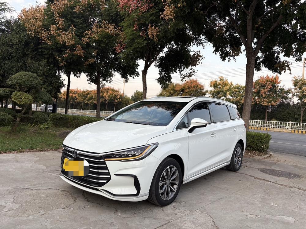 BYD Song MAX 2021 — фото автомобиля 1