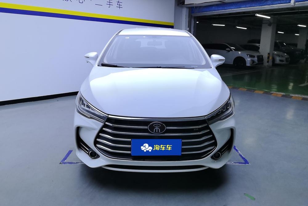 BYD Song MAX 2018 — фото автомобиля