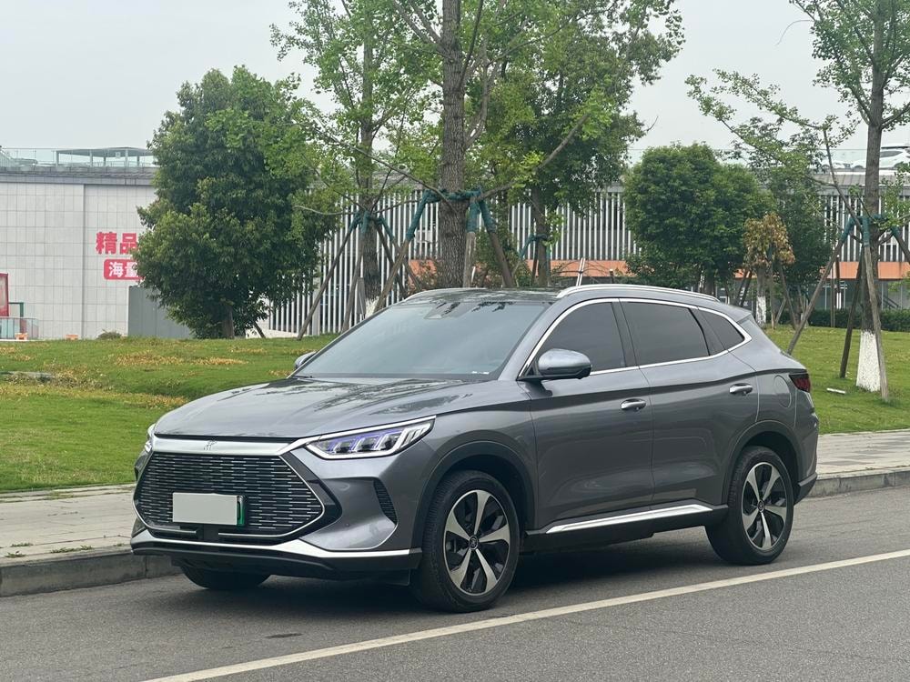BYD Song PLUS DM 2021 — фото автомобиля 1