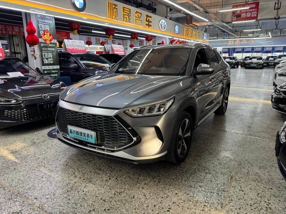 BYD Song PLUS DM 2021 — фото автомобиля 1