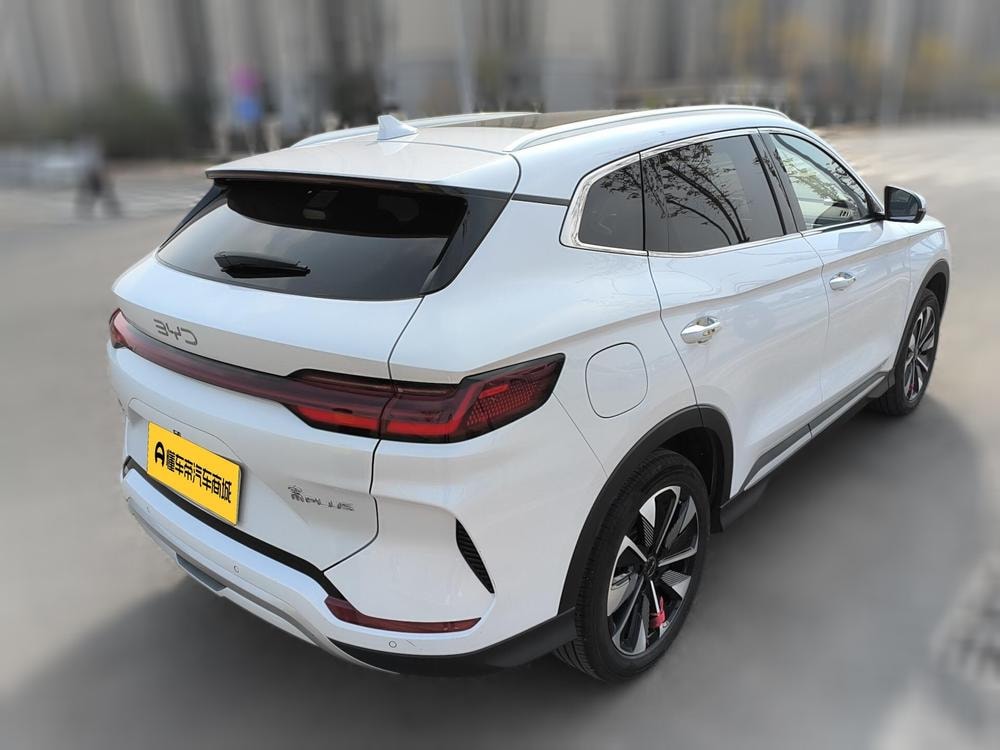 BYD Song PLUS DM 2025 — фото автомобиля 1