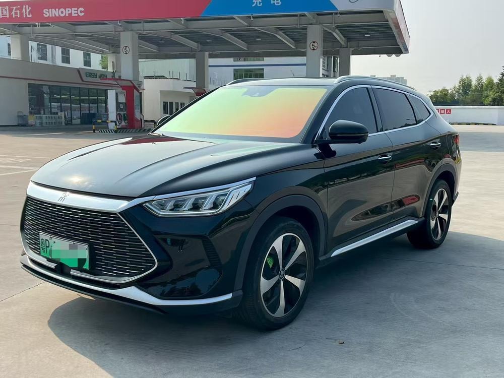 BYD Song PLUS DM 2023 — фото автомобиля