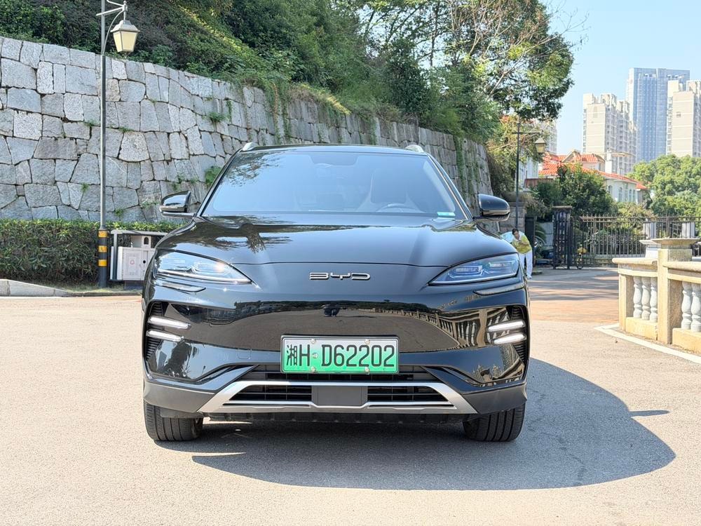 BYD Song PLUS EV 2025 — фото автомобиля 1
