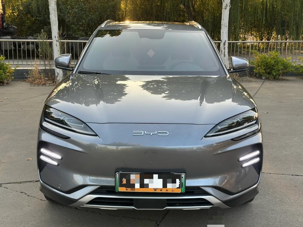BYD Song PLUS EV 2023 — фото автомобиля 1