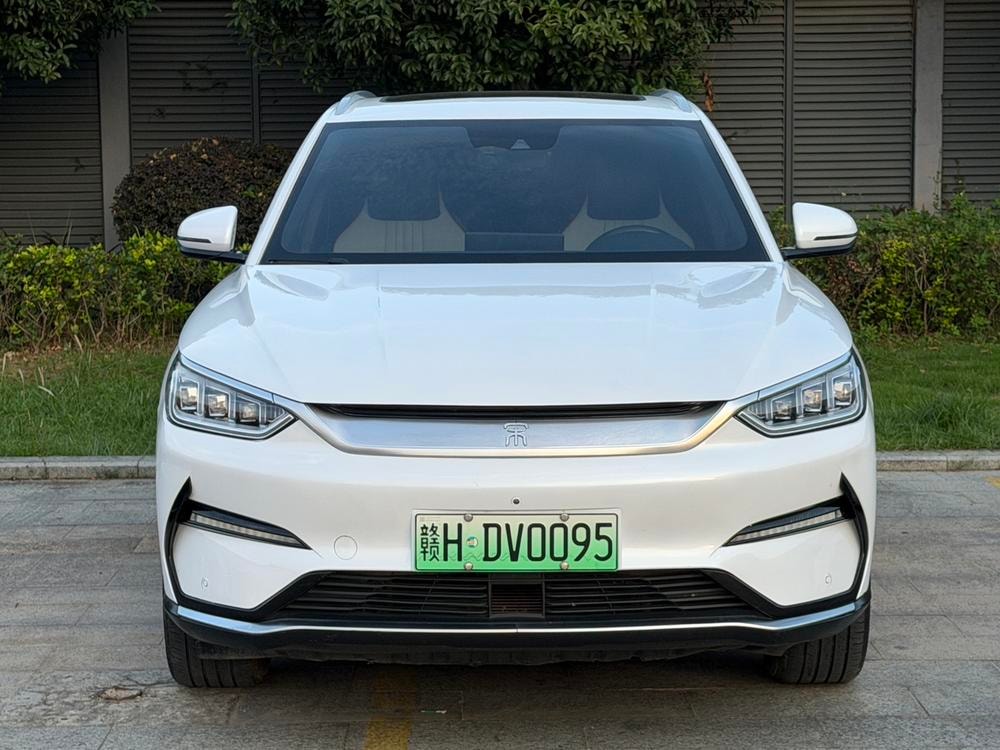 BYD Song PLUS EV 2021 — фото автомобиля