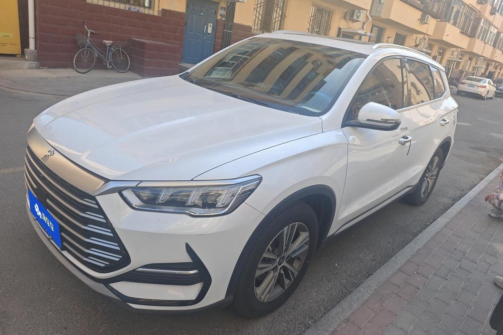 BYD Song Pro 2021 — фото автомобиля 1