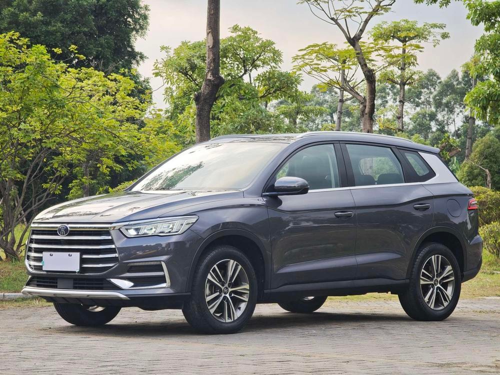 BYD Song Pro 2019 — фото автомобиля