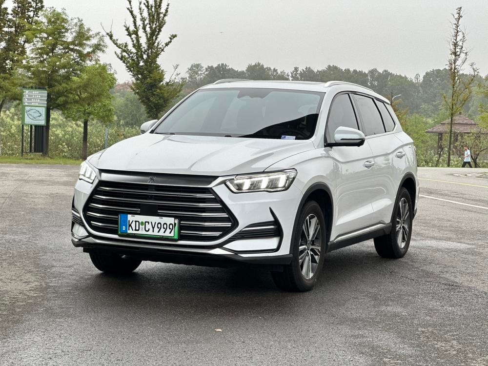 BYD Song Pro DM 2022 — фото автомобиля 1